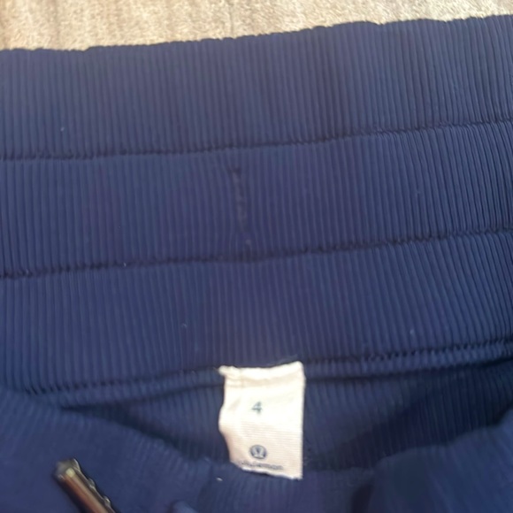 Women’s Lululemon cropped paint mid-rise - Picture 4 of 5